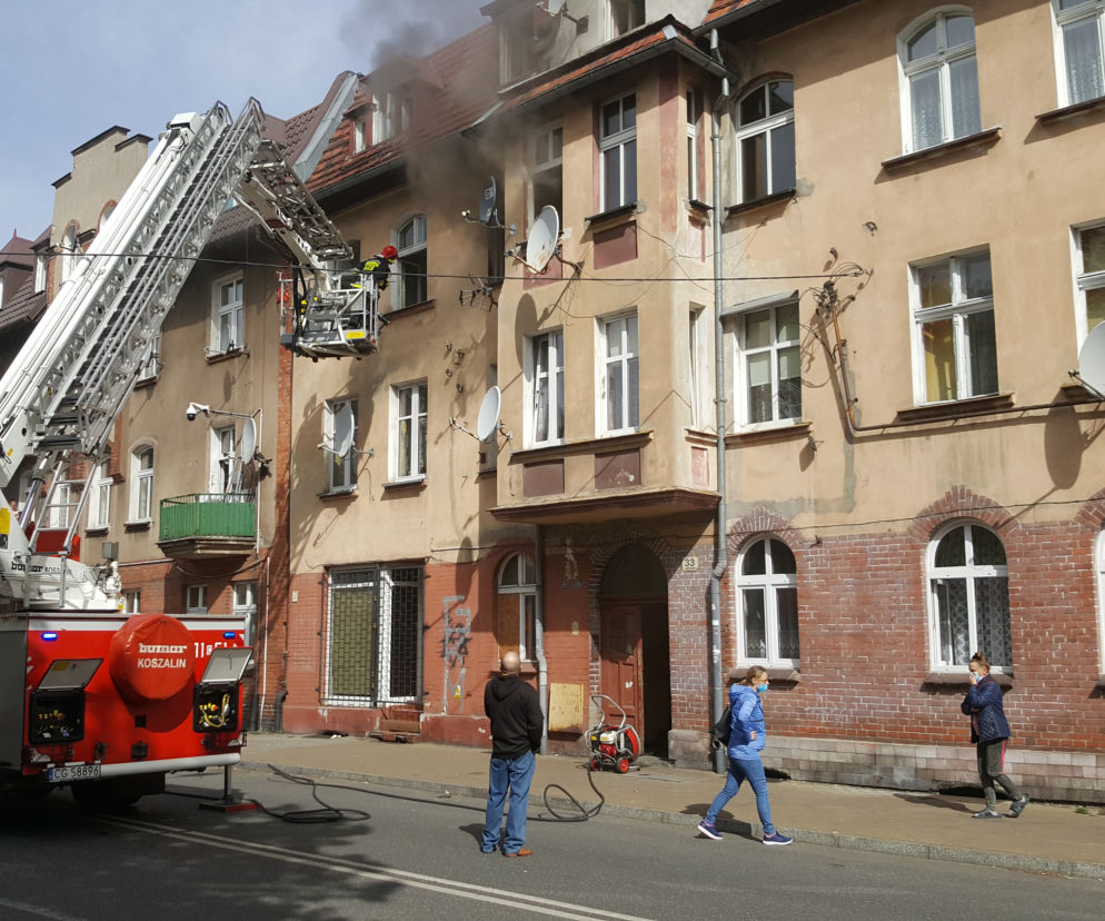 Pożar w kamienicy przy ulicy Narutowicza w Grudziądzu. Jest ofiara śmiertelna
