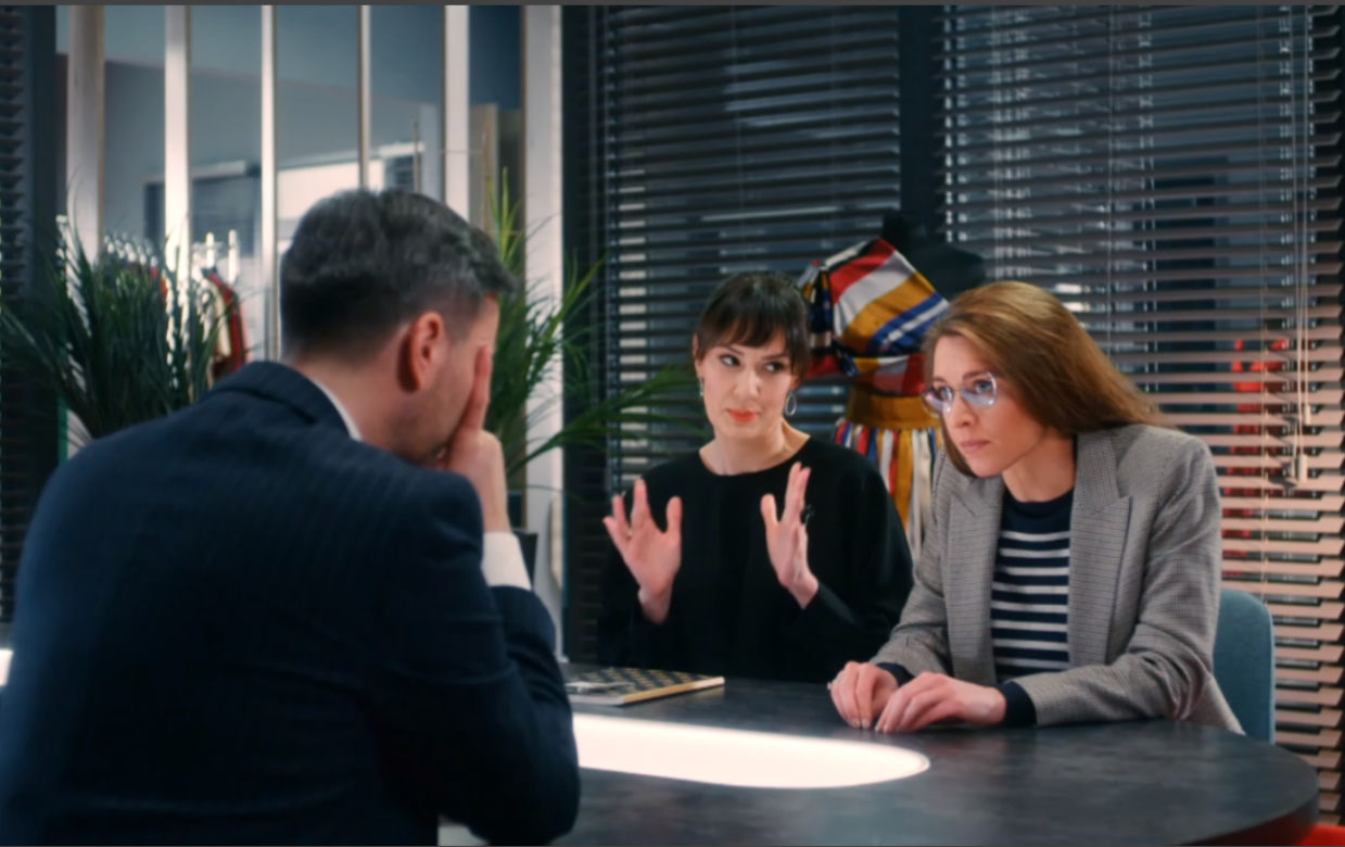 BrzydUla 2, odcinek 118, Ula (Julia Kamińska), Marek (Filip Bobek), Ania (Monika Fronczek)