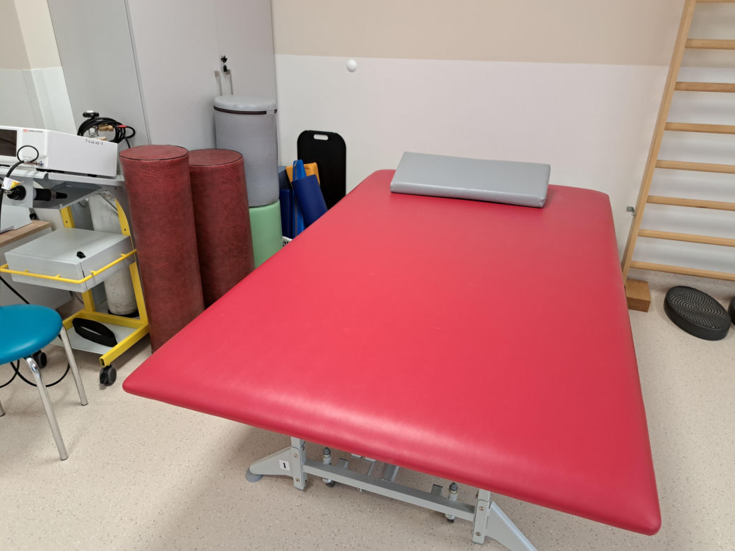 Remont Ośrodka Rehabilitacji i pokaz użycia egzoszkieletu - Szpital im. św. Łukasza w Tarnowie