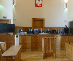 Zadźgał Tomka widelcem do mięsa, bo ujrzał w nim dzika. „Oskarżony miał wizje...”