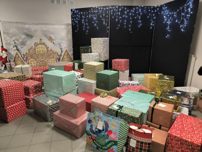 Paczki z II LO w Lesznie