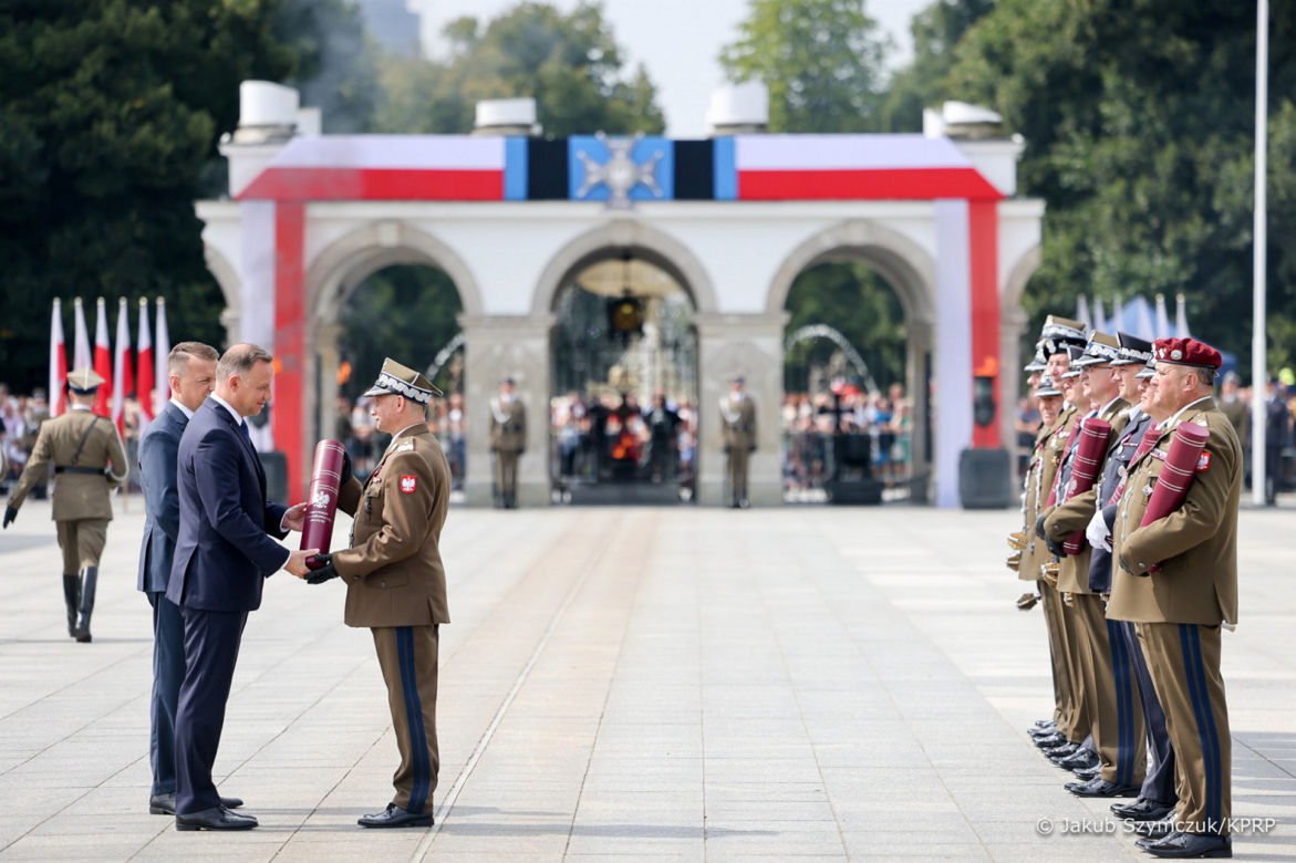 Prezydent Andrzej Duda podczas obchodów Święta Wojska Polskiego: Wydatki na armię służą temu, by nikt nas nie zaatakował!
