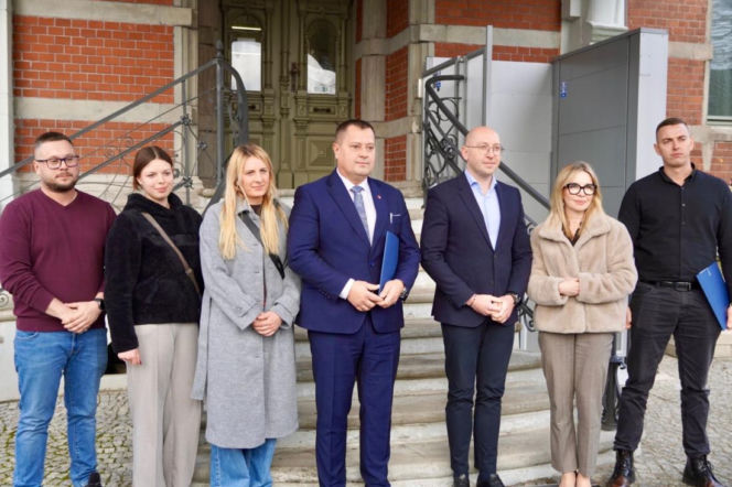 W Sławnie podpisano umowy na ochronę środowiska w gminie