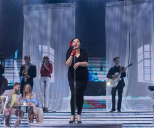 Twoja Twarz Brzmi Znajomo: Występ Romanowskiej znów powala! Tym razem wciela się w Caro Emerald!