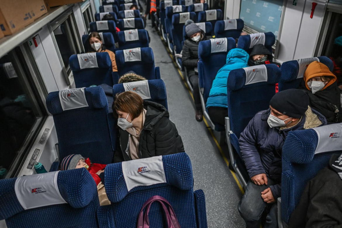 Ciężko chore dzieci z Ukrainy trafiły do Polski. Na widok tych zdjęć pękają serca