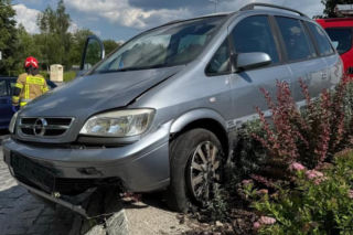 Roztrzaskał się na środku ronda. Alkomat oszalał! Kierowca miał blisko trzy promile