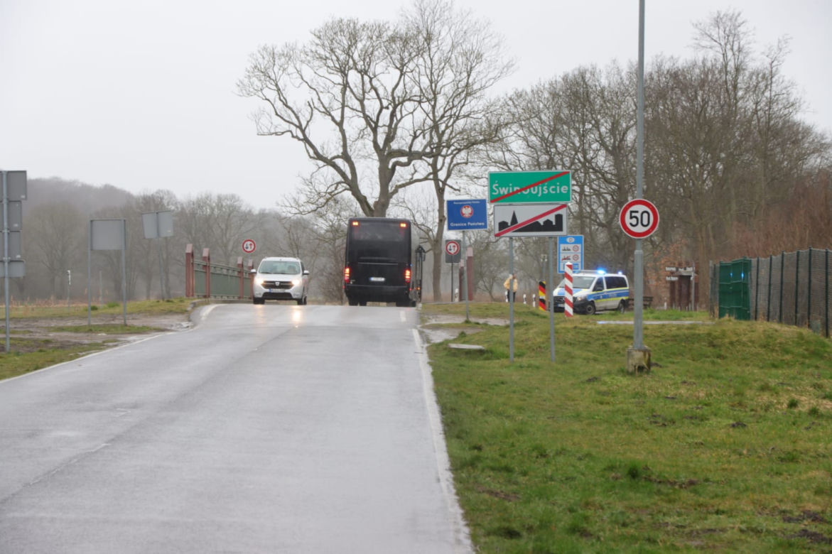 Świnoujście: Niemiecki autokar nie został wpuszczony do Polski