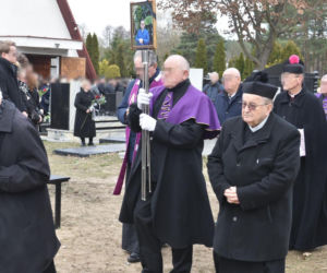 Tadeusz Rydzyk na pogrzebie wybitnego tenora pod Bydgoszczą