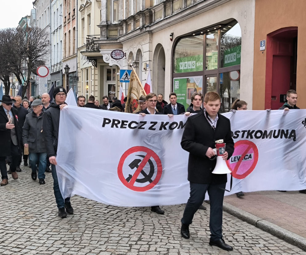 Leszno: przemarsz w Dniu Żołnierzy Wyklętych