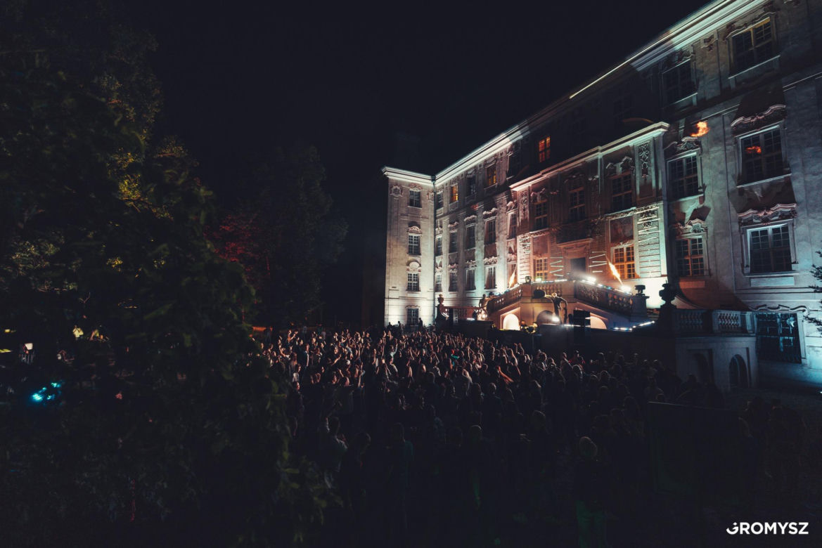 Taste The Music at The Castle 