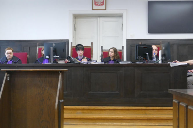 Ostrzelał braci i próbował zabić nożem znajomego. „Nie wiem, czy nim go uderzyłem”