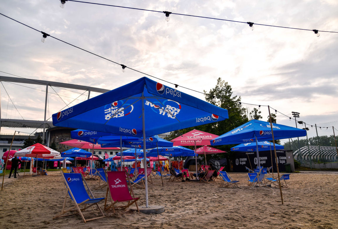 Tak wygląda sztuczna plaża przy Stadionie Śląskim. Rozkręcaliśmy tam imprezę w ramach Eska Summer City