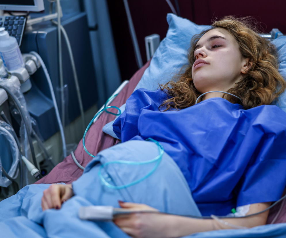 Szpital św. Anny, odcinek 98: Majka rodzi dziecko. Noworodek jest w stanie krytycznym