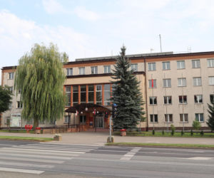 To miasto w województwie łódzkim nazywano „Krakówkiem”. Mieszkał w nim Andrzej Frycz Modrzewski