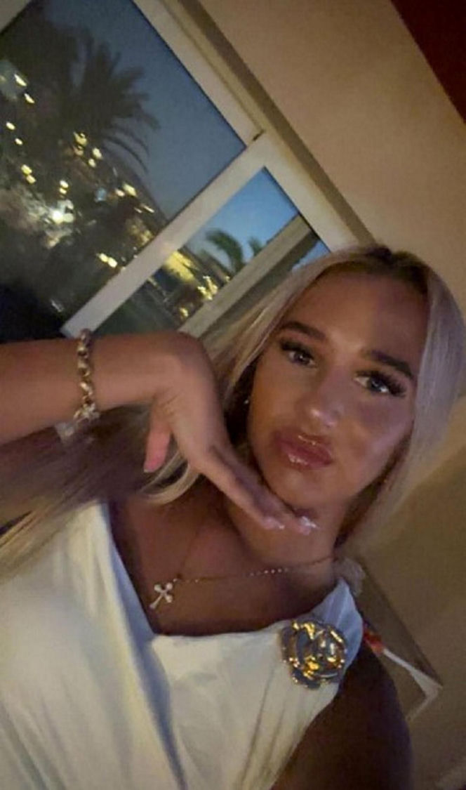 16-latka zadźgana nożem na ulicy! "Kłótnia o chłopaka"