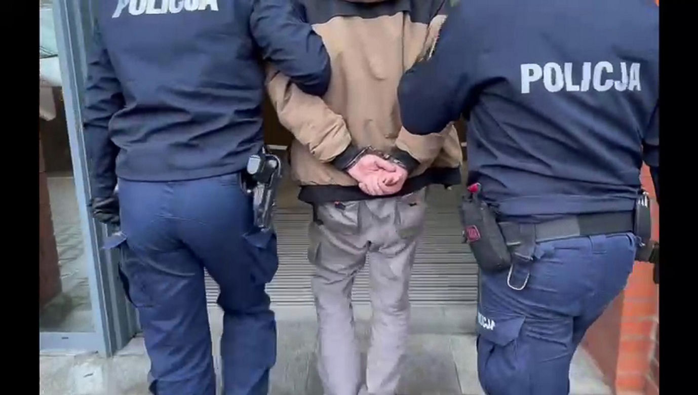 Aresztowani, którzy porwali i pobili strusia Zenka