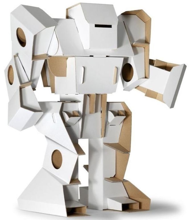 POMYSŁ NA PREZENT: robot z kartonu
