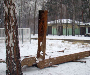 Instytut Badawczy Dróg i Mostów: wydobyte z Wisły fragmenty Mostu Kierbedzia