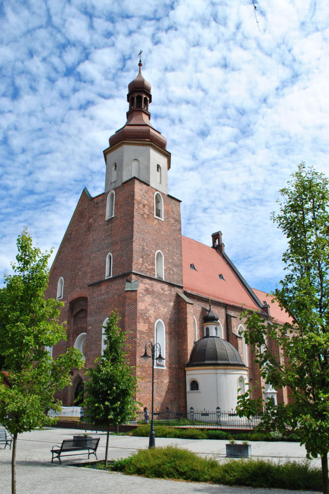 To miasto na Śląsku zachwyca kamienicami na rynku. Znajduje się w nim też najpiękniejszy pałac w województwie