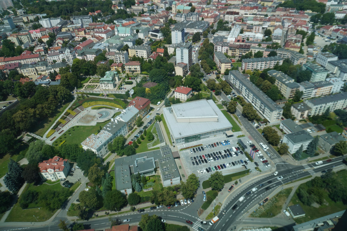 Najwyższy budynek mieszkalny w Polsce - Olszynki Park