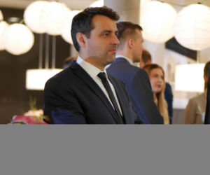 Pierwsza miłość odcinek 2517, Aleksander (Tomasz Mandes),