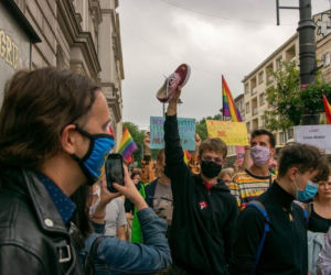 Katowice: Tłumy na proteście społeczności LGBT. Ludzie to nie ideologia! 