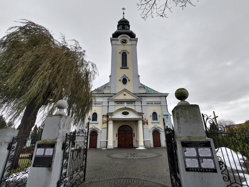 Oszust podszywa się pod księdza