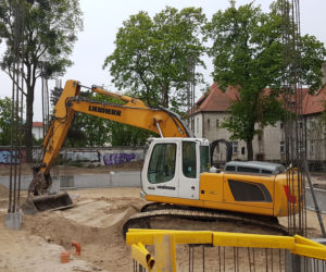 Wmurowano kamień węgielny pod budowę supernowoczesnego ośrodka konserwacji zabytków UMK w Toruniu