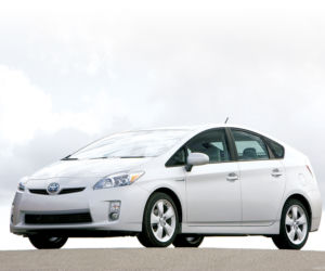 Hałasujący prius