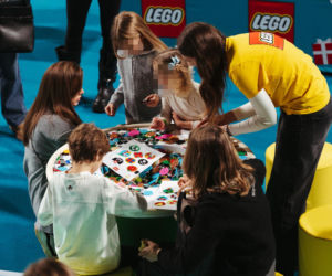 Iga Świątek bawiła się z dziećmi LEGO
