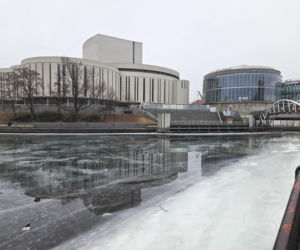 Duże opóźnienie rozbudowy Opery Nova. IV krąg wciąż w budowie