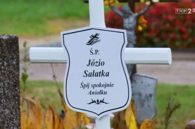 Barwy szczęścia, odcinek 1829. Pogrzeb syna Julity i Józka