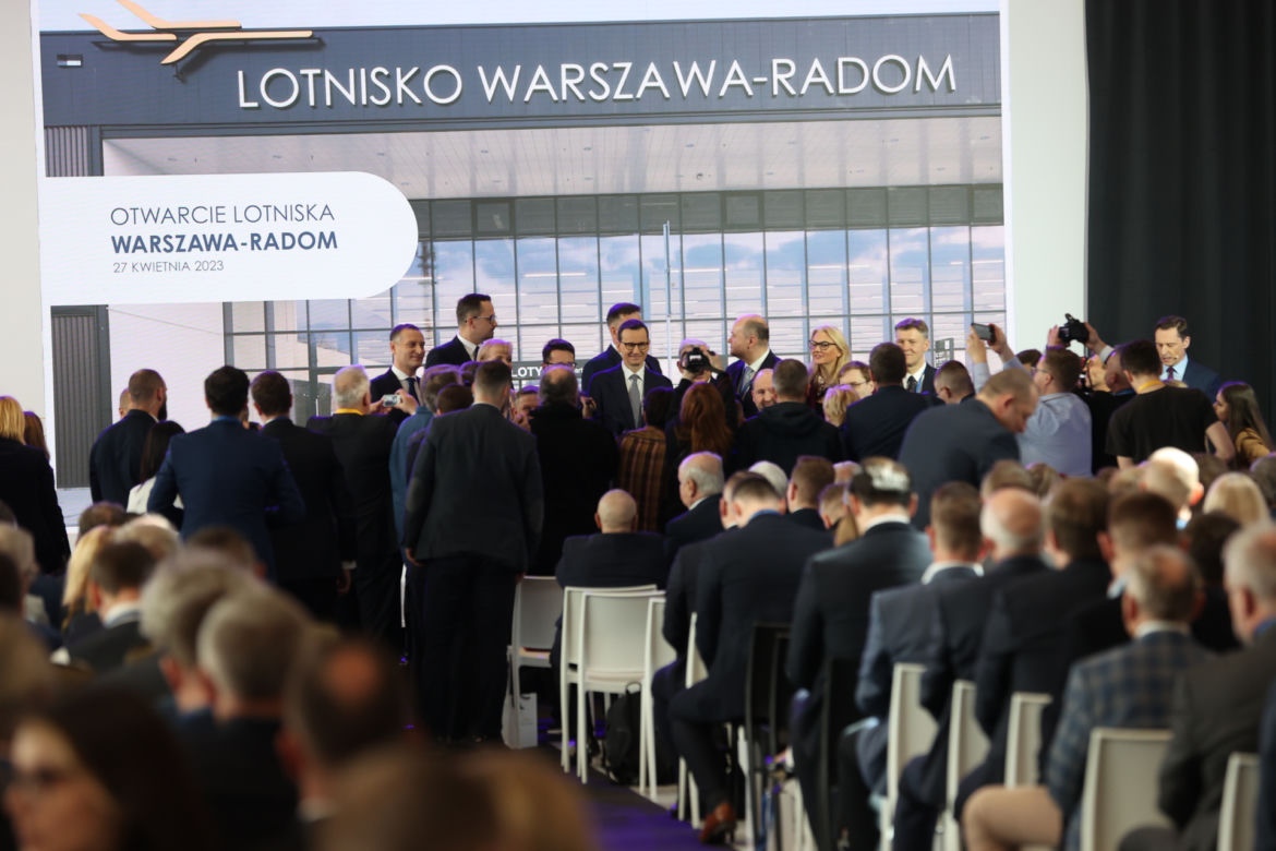 Wielkie otwarcie ultranowoczesnego lotniska Warszawa-Radom
