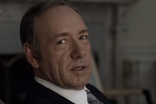 Kevin Spacey jest gejem. Coimg out w kontrowersyjnych okolicznościach
