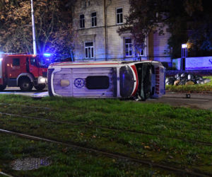Szczecin: Wypadek karetki pogotowia.