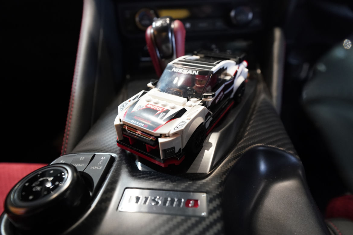 Nissan GT-R NISMO z klocków LEGO