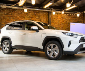 2019 Toyota RAV4 Hybrid - piąta generacja SUV-a