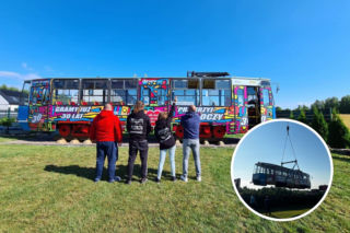 Tramwaj z Wrocławia trafił do przydomowego ogrodu w Łodzi. Kosztował 99 999 zł