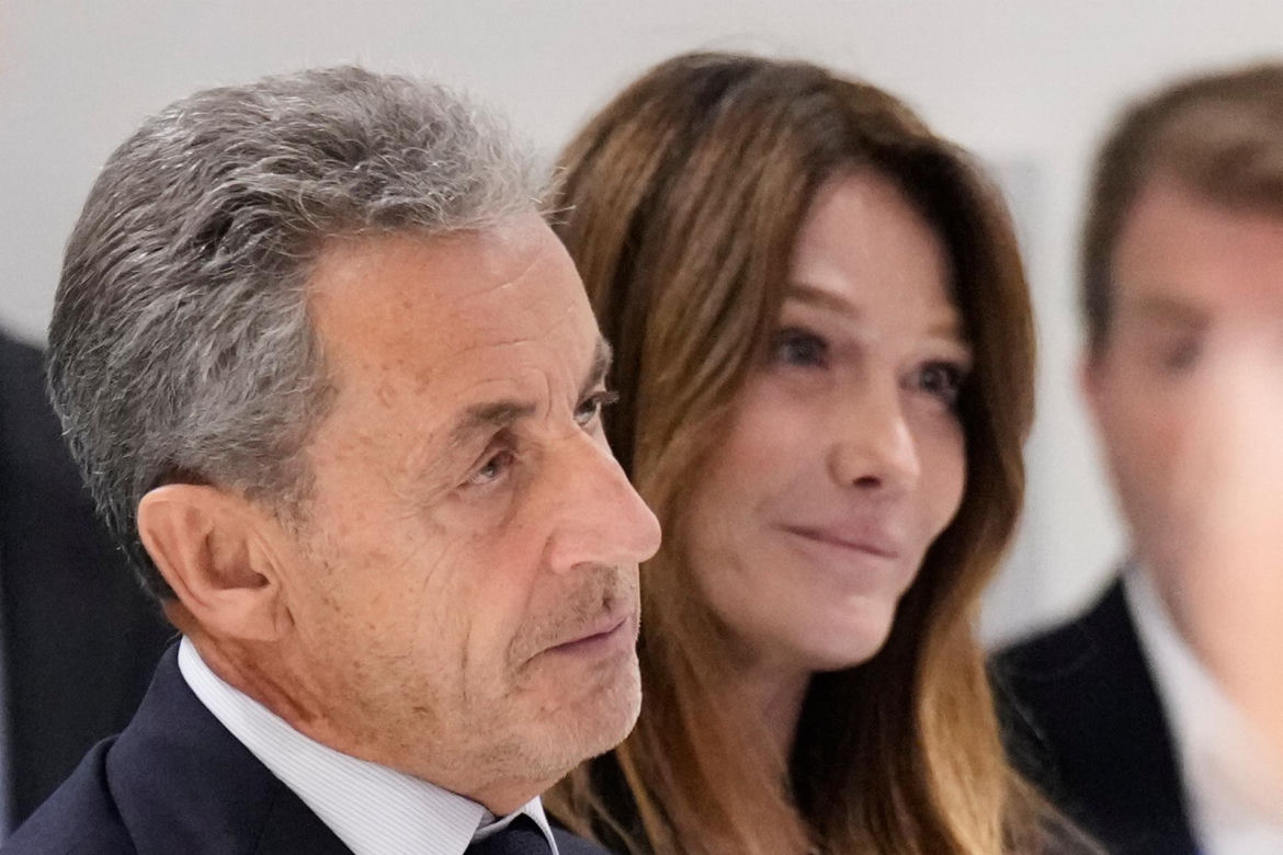 Carla Bruni zrobi to, gdy zamkną Sarkozy'ego! "Każdego dnia"