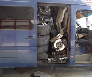 Kradzione BMW X6 na pace dostawczaka