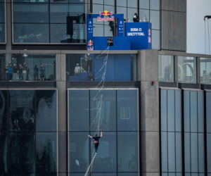 Jaan Roose przeszedł między PKiN a Varso Tower