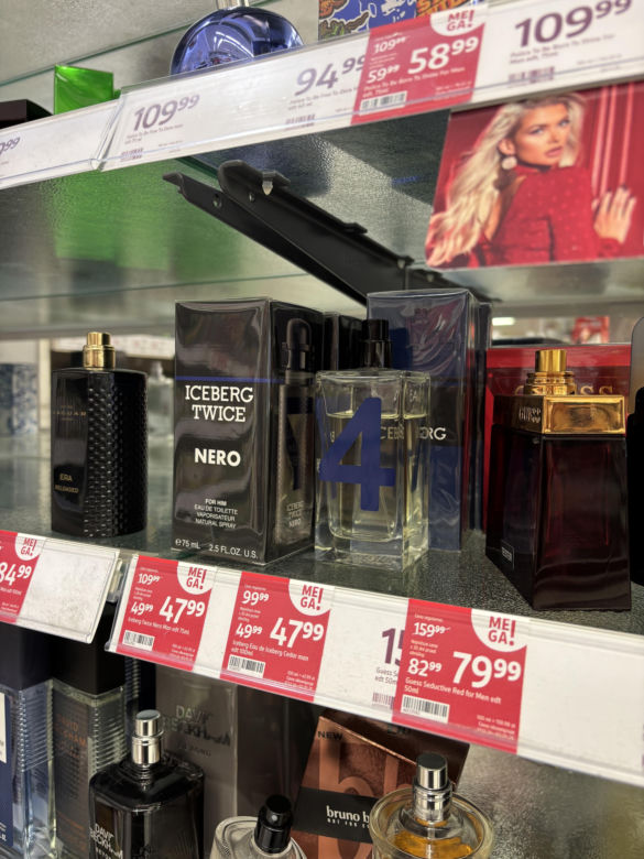 Wyprzedaż perfum w Rossmannie