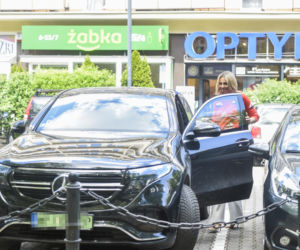 Małgorzata Socha i jej Mercedes EQC