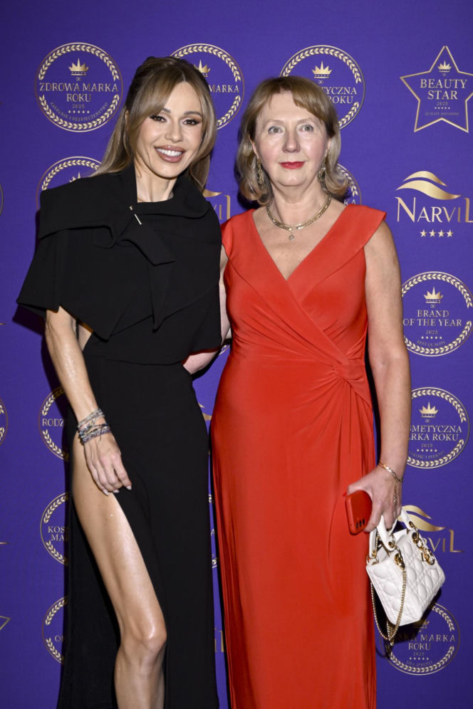 Doda pokazała pierś i zarzuciła nogę na Ibisza. Skradła całe show!