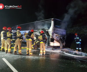 Wielki pożar autokaru na autostradzie A4