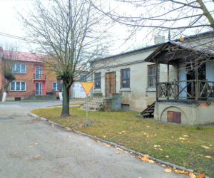 To miasto ma jeden najpiękniejszych ratuszy w województwie łódzkim. Jeszcze niedawno było wsią