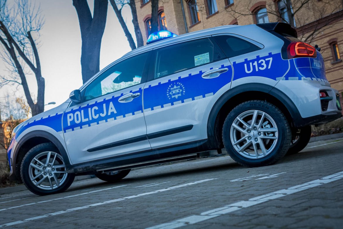 Policjanci z Poznania odebrali nowe radiowozy