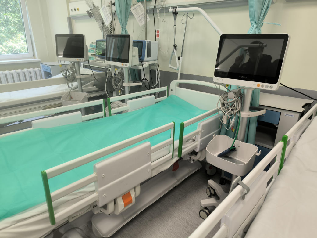 Szpital w Lesznie z darami od powiatu