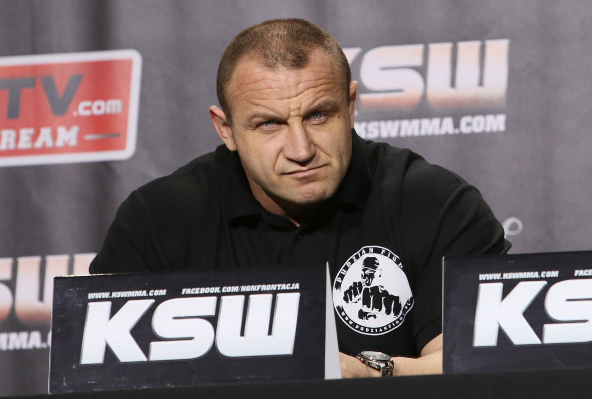 Mariusz Pudzianowski postanowił zajrzeć do domowego archiwum