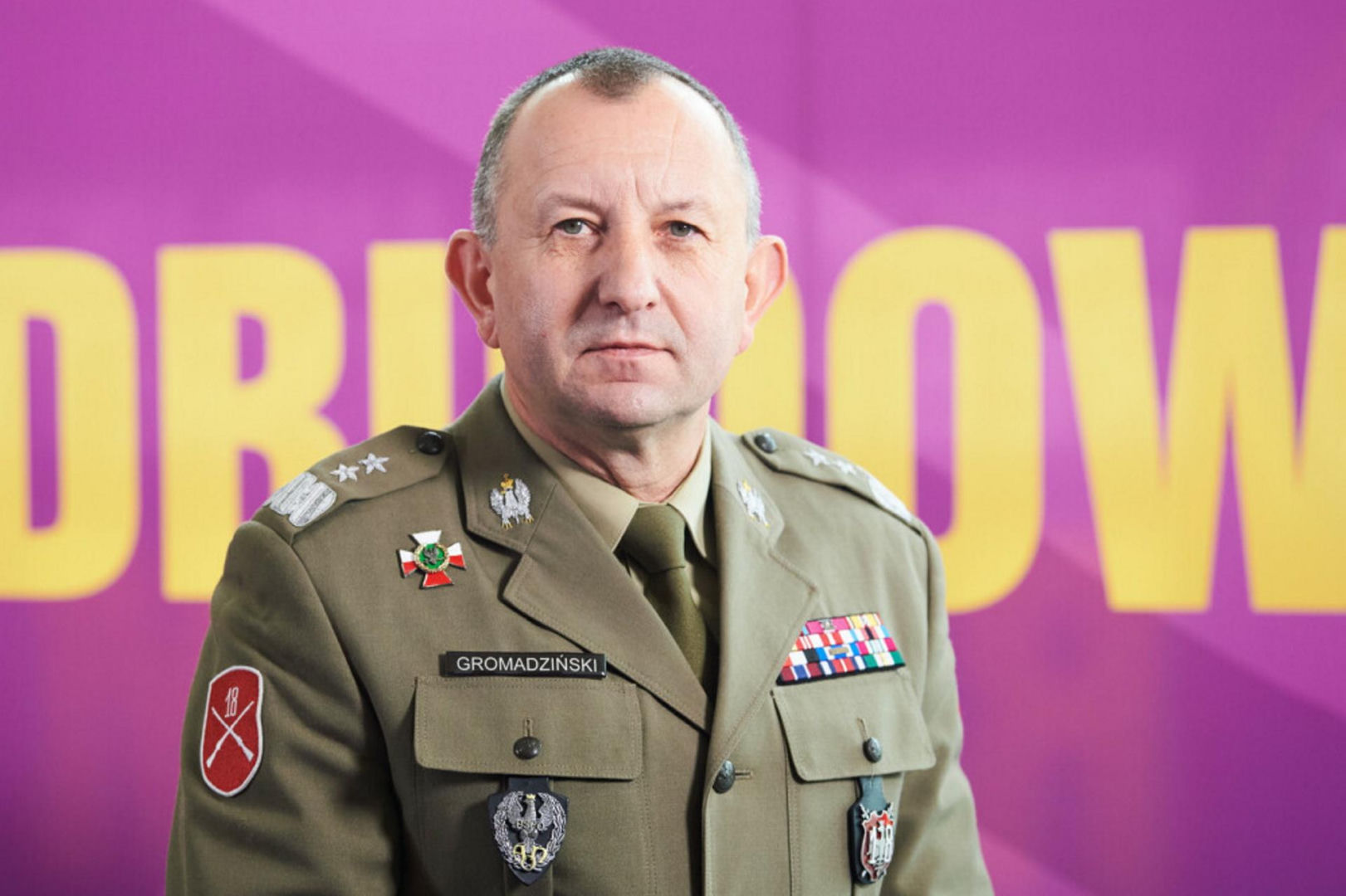 Gen. Gromadziński wprost: Zagraża nam zachwianie całego globalnego rynku wymiany tow…